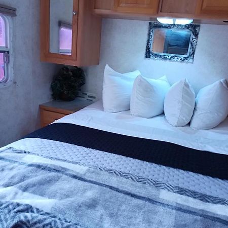 Garden Glamping Rv Hotel Pahrump Luaran gambar